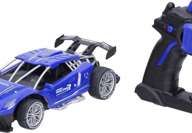 Race RC-auto met rookeffect