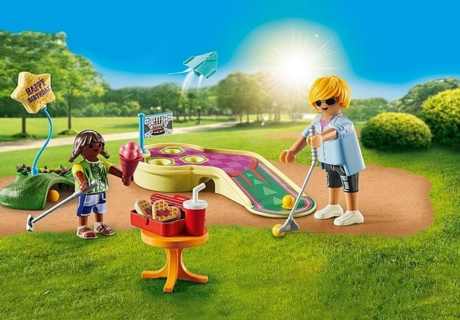 Leuke minigolfbaan met 3 holes