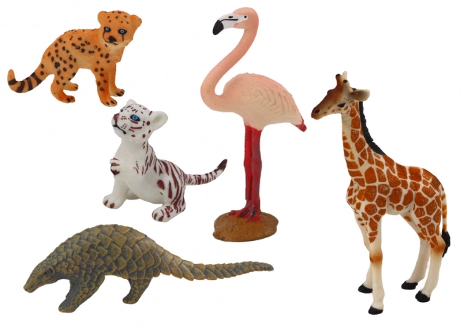 Animal Figurine Set with Giraffe, Flamingo, Elephant, and Tiger