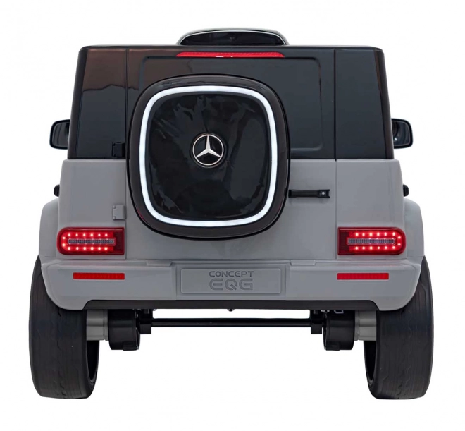 Vehiculul Mercedes Benz EQG – Stříbrné