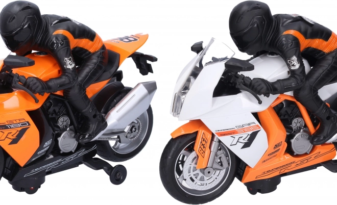 Versenymotor figurával