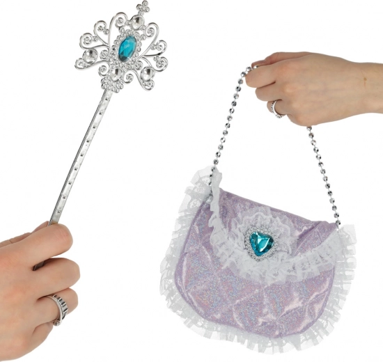 Varázspálca és elegáns táska