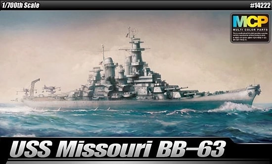 Modello di plastica BB-63 USS Missouri