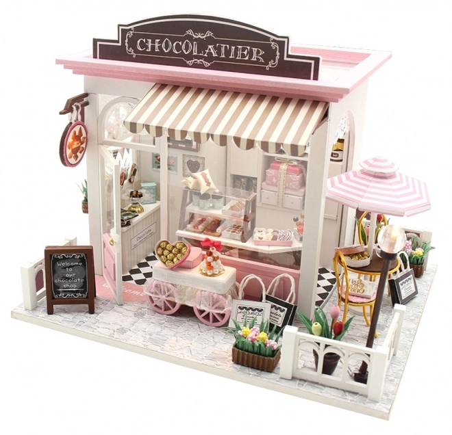 Miniature Chocolate House by 2Kids Toys