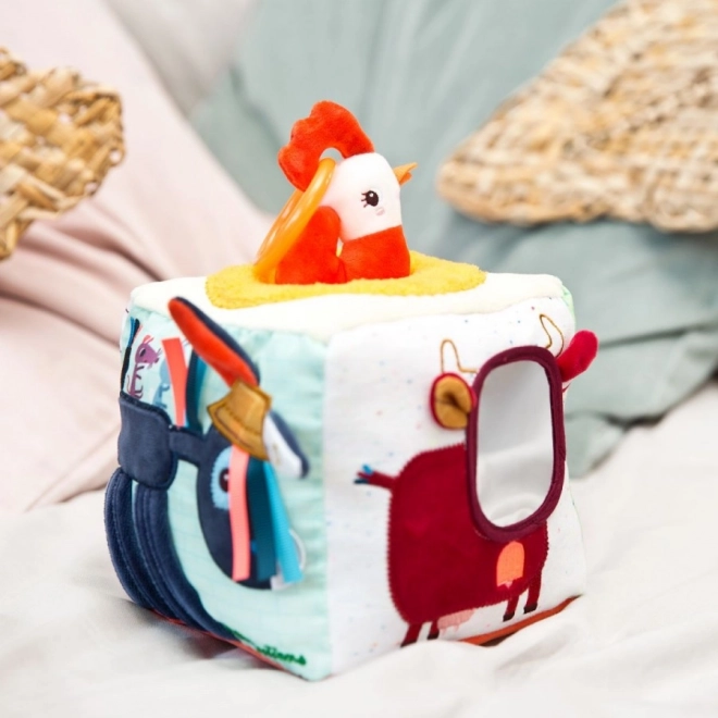 Textile Activity Cube with Surprises - Farm