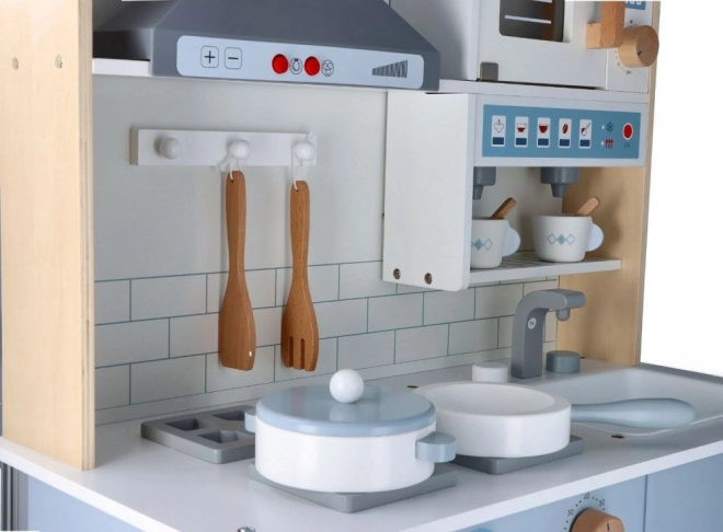 Interactive Wooden Kitchen with Range Hood