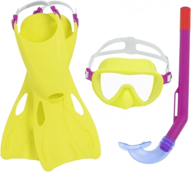 Snorkel with dry top and soft mouthpiece