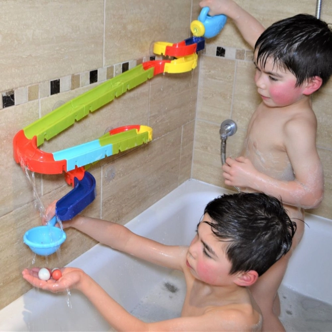 Up to 173 cm of track for endless fun