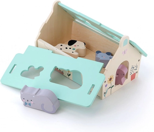Vilac Wooden Sorting House for Animals