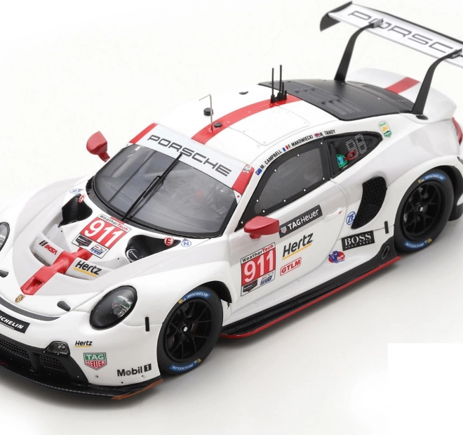 Model vozu Porsche 911 RSR GT 1:24 Bburago