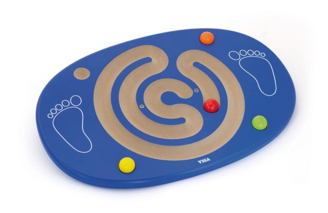 Playful balancing with a labyrinth