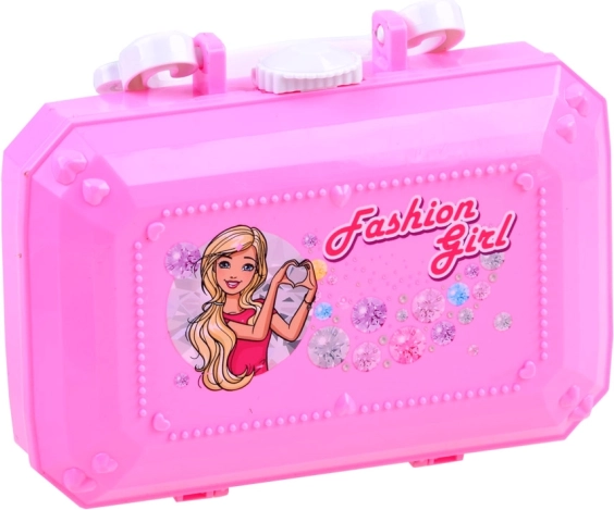 Little treasure chest with mirror