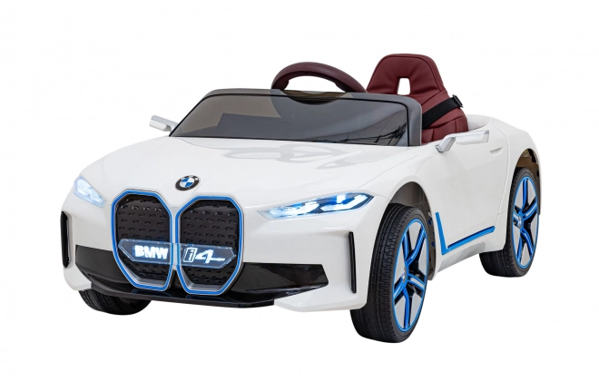 Mașină electrică BMW i4 – Bílé
