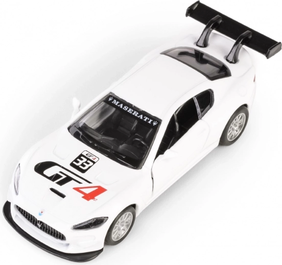 Nyitható ajtók és részletes belső tér