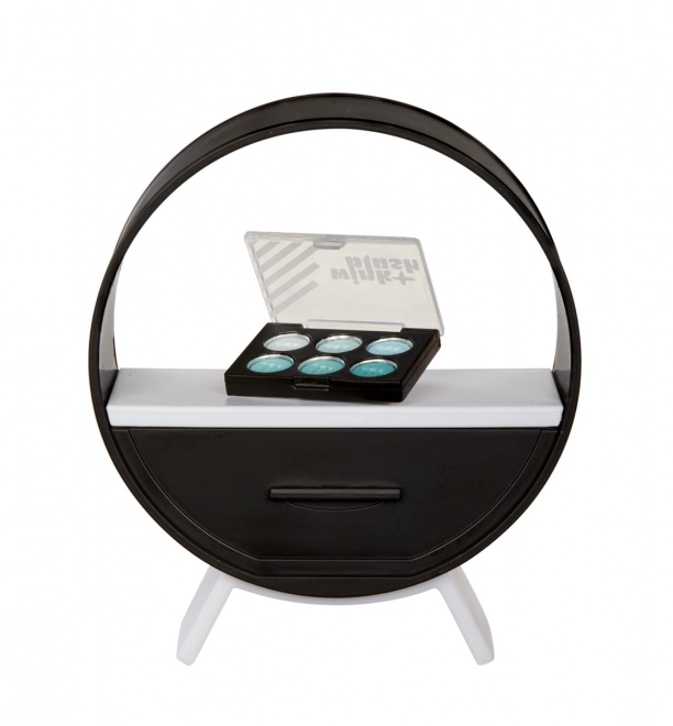 Miniverse Figures - Create Your Own Mini Makeup Display