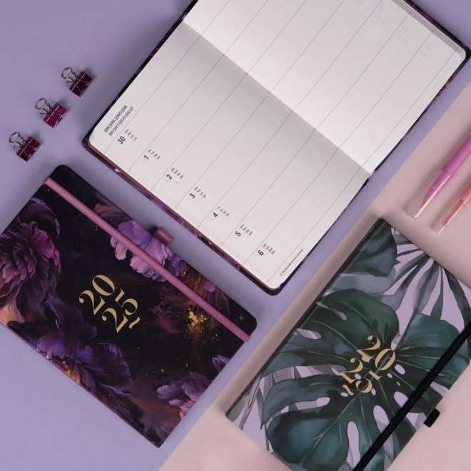 Weekly Planner Purple 2025