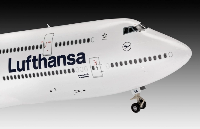 Plastic Model Boeing 747-8 Lufthansa