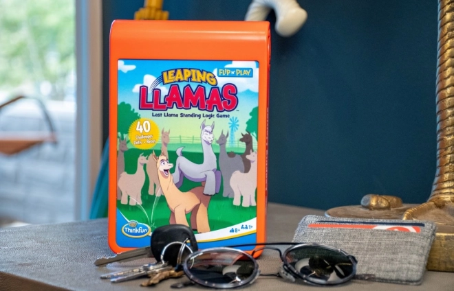 Thinkfun Flip & Play Jumping Llamas Game