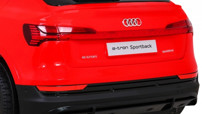 Audi E-Tron Sportback pre deti + Pilot + pohon 4x4 + pomalý rozjazd + rádio MP3 + LED – Červená