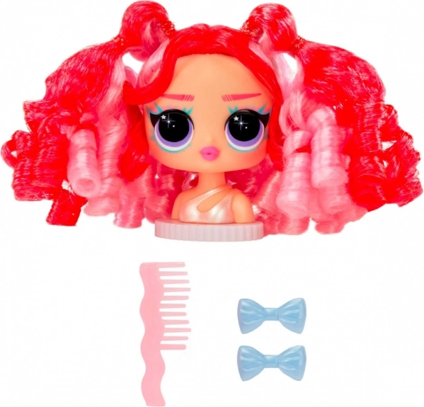 Varied hairstyles and accessories
