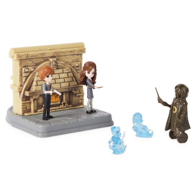 Harry Potter Room of Requirement Playset with Figures