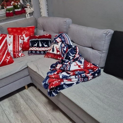 Premium Holiday Blanket with Pillow Covers