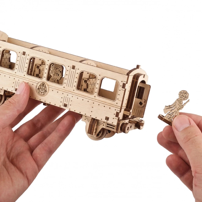 Ugears 3D Wooden Mechanical Puzzle Hogwarts Express