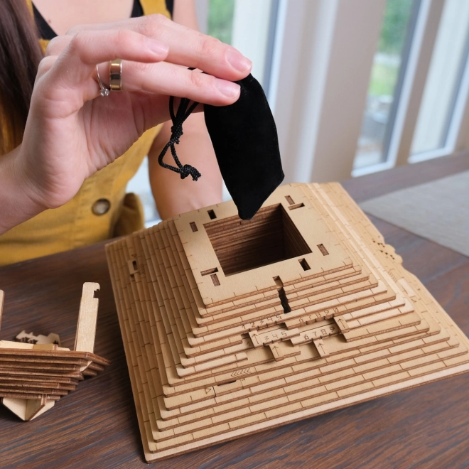 EscapeWelt 3D Wooden Mechanical Puzzle Pyramid