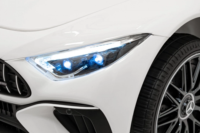 Fahrzeug Mercedes Benz AMG SL63 – Weiß