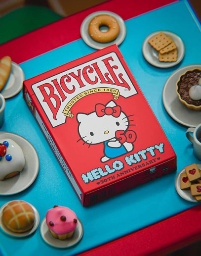 Carte da gioco Hello Kitty 50° anniversario