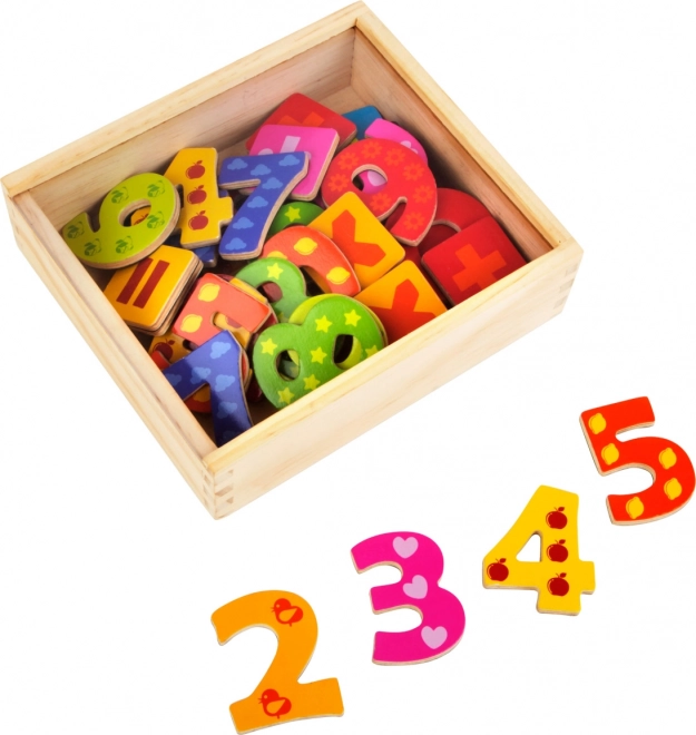 Small Foot Wooden Magnetic Numbers Set