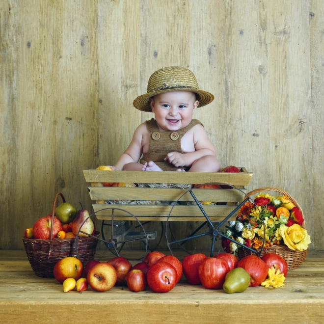 Notique Calendar Babies Featuring Photos by Vera Zlevorova