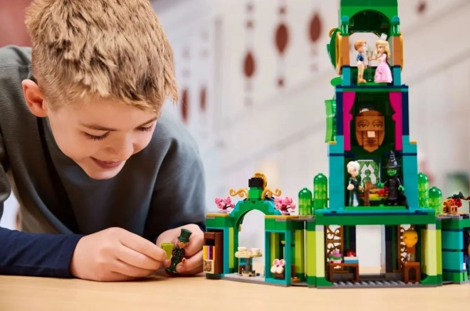 Lego Wicked Welcome to Emerald City Set