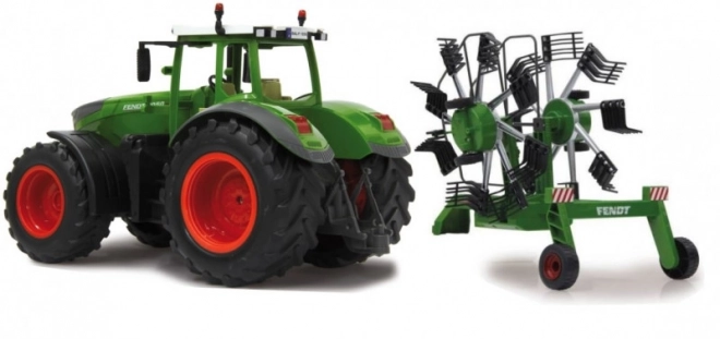 Fendt Rc Tractor And Tedder Set