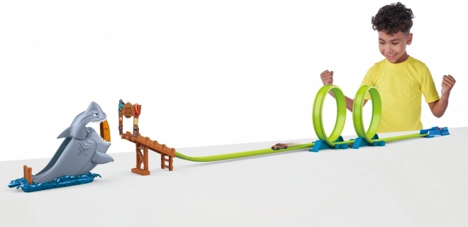 Shark Attack Race Track Set