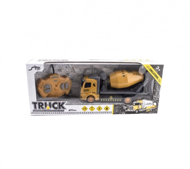 RC betonkeverő 1:48 méretarányban