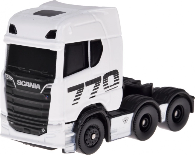 Metal cab and detailed workmanship