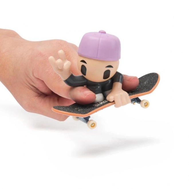 Tech Deck Fingerboard with Sk8 Crew Figure