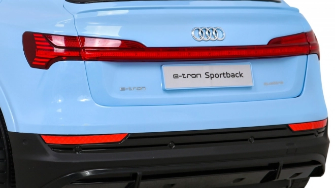Audi E-Tron Sportback pre deti + Pilot + pohon 4x4 + pomalý rozjazd + rádio MP3 + LED – Modrá
