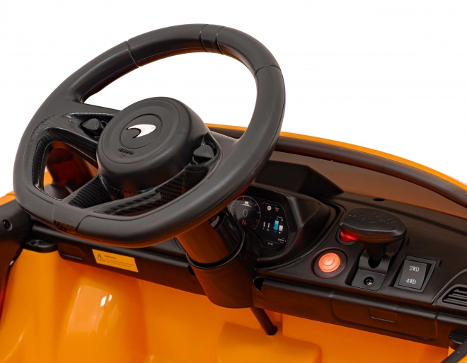 Vehicul McLaren Arthur – Oranžová