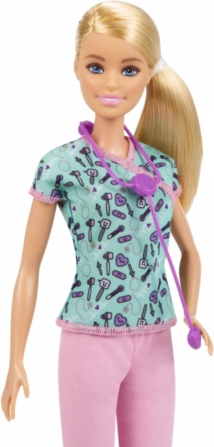 Authentisches Pflege-Outfit
