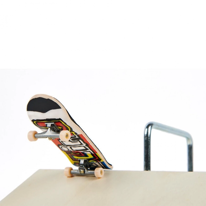 Tech Deck Wooden Ramp with Fingerboard