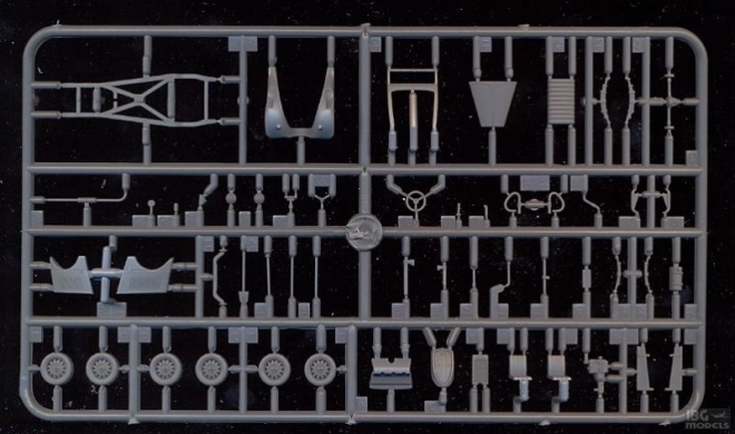 Fiat 508 Ambulance Model Kit