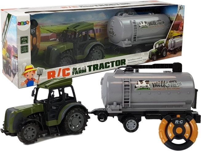 Zöld távirányítós traktor tejtartállyal 2.4G
