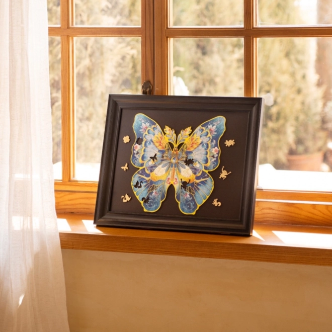 Drevené puzzle Motýľ Morpho Helena