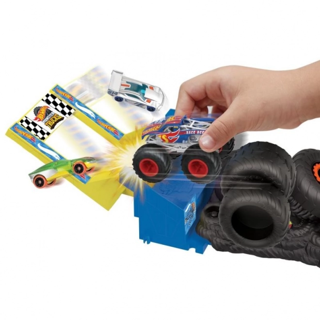 Hot Wheels Monster Trucks Arena Racing Challenge Playset