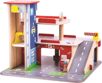 Třípatrové parkoviště s heliportem