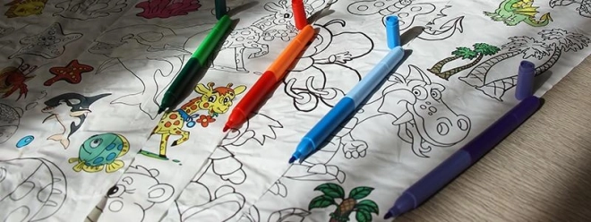 Creative Drawing Tablecloths - Happy Penguins