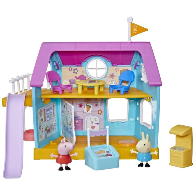 Two-story clubhouse for imagination
