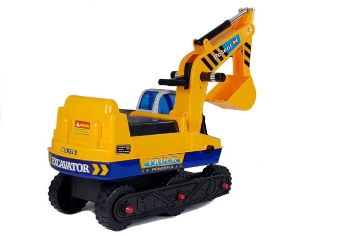 Ride-on Excavator with Moving Arm